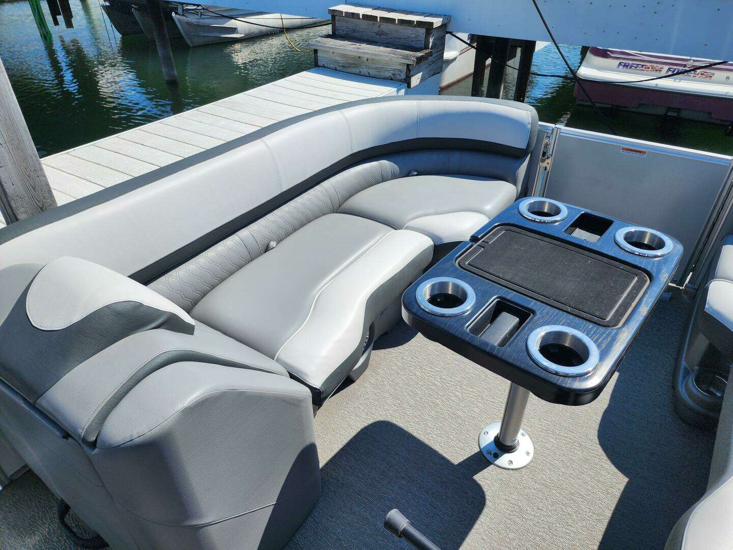 2021 Avalon — - Image 7