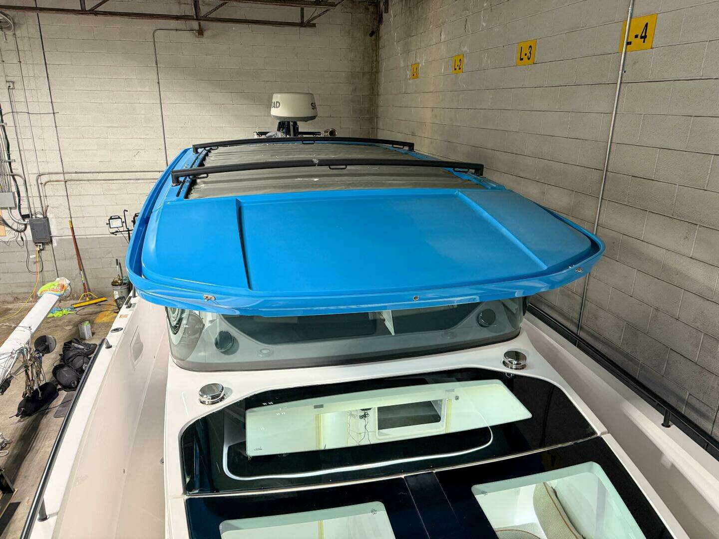 2020 Axopar 37 XC - Image 33