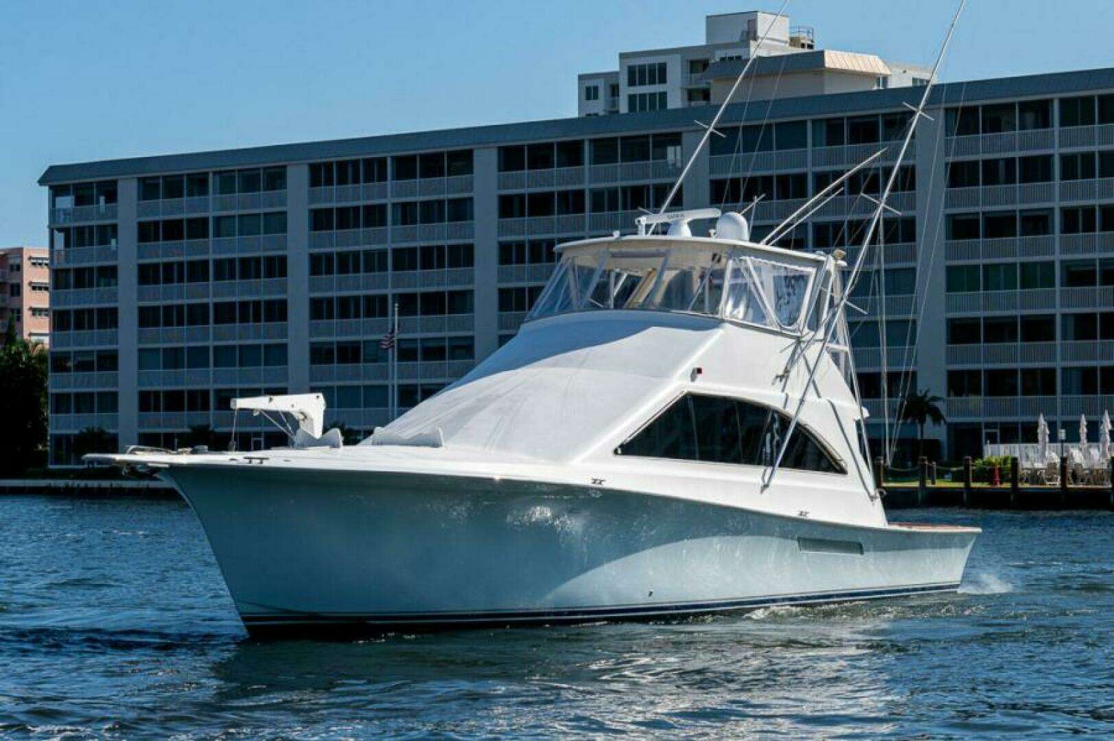 1999 Ocean Yachts 60 Convertible - Image 2