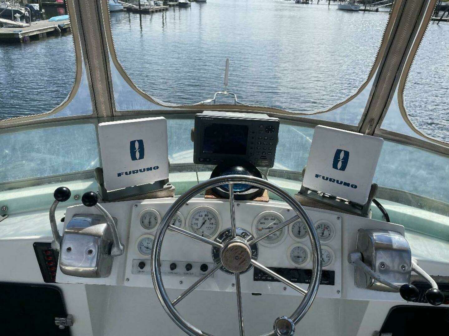 1972 Bertram 28 Flybridge - Image 6
