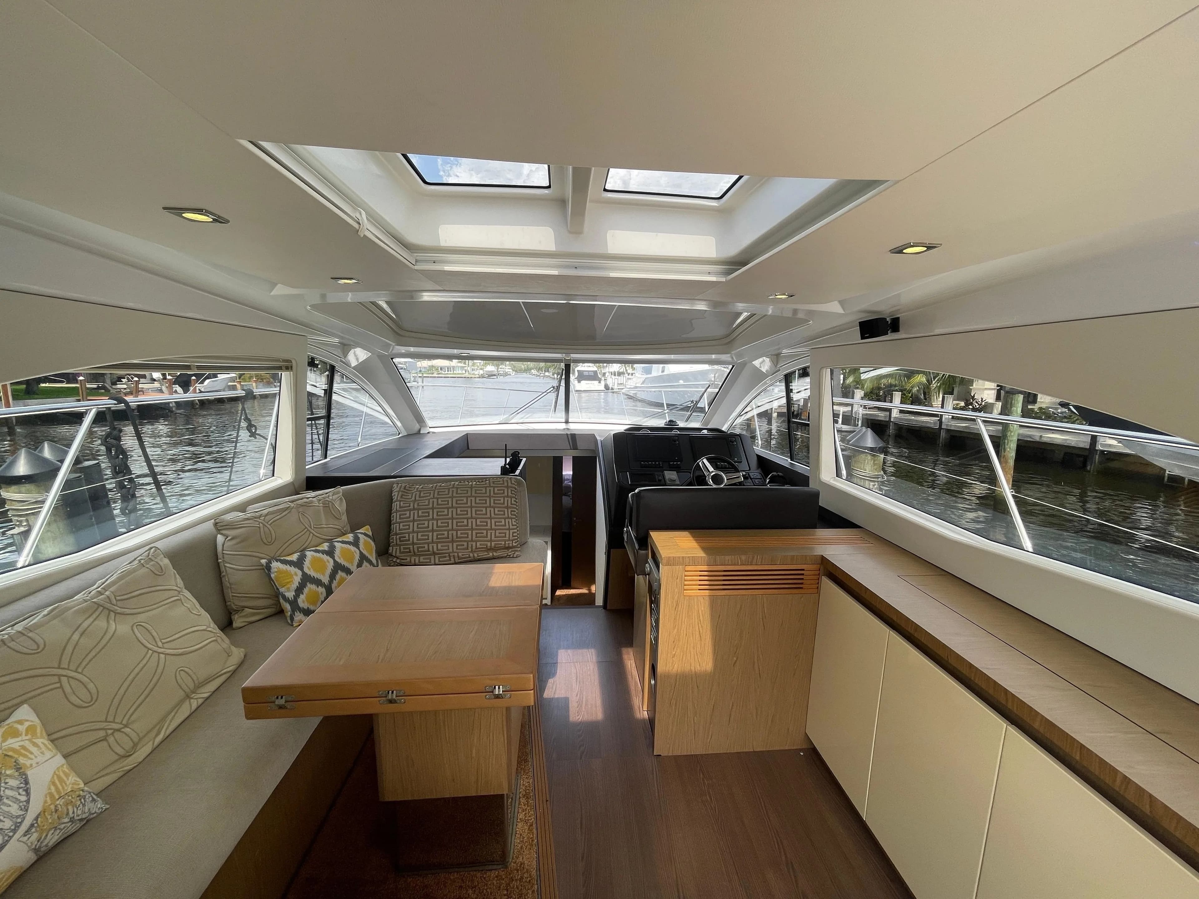 Interior of 2014 Beneteau Gran Turismo 49 yacht.