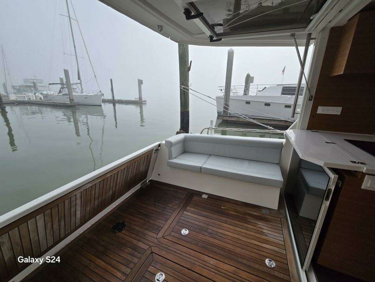 2022 Greenline 39 Hybrid - Image 25