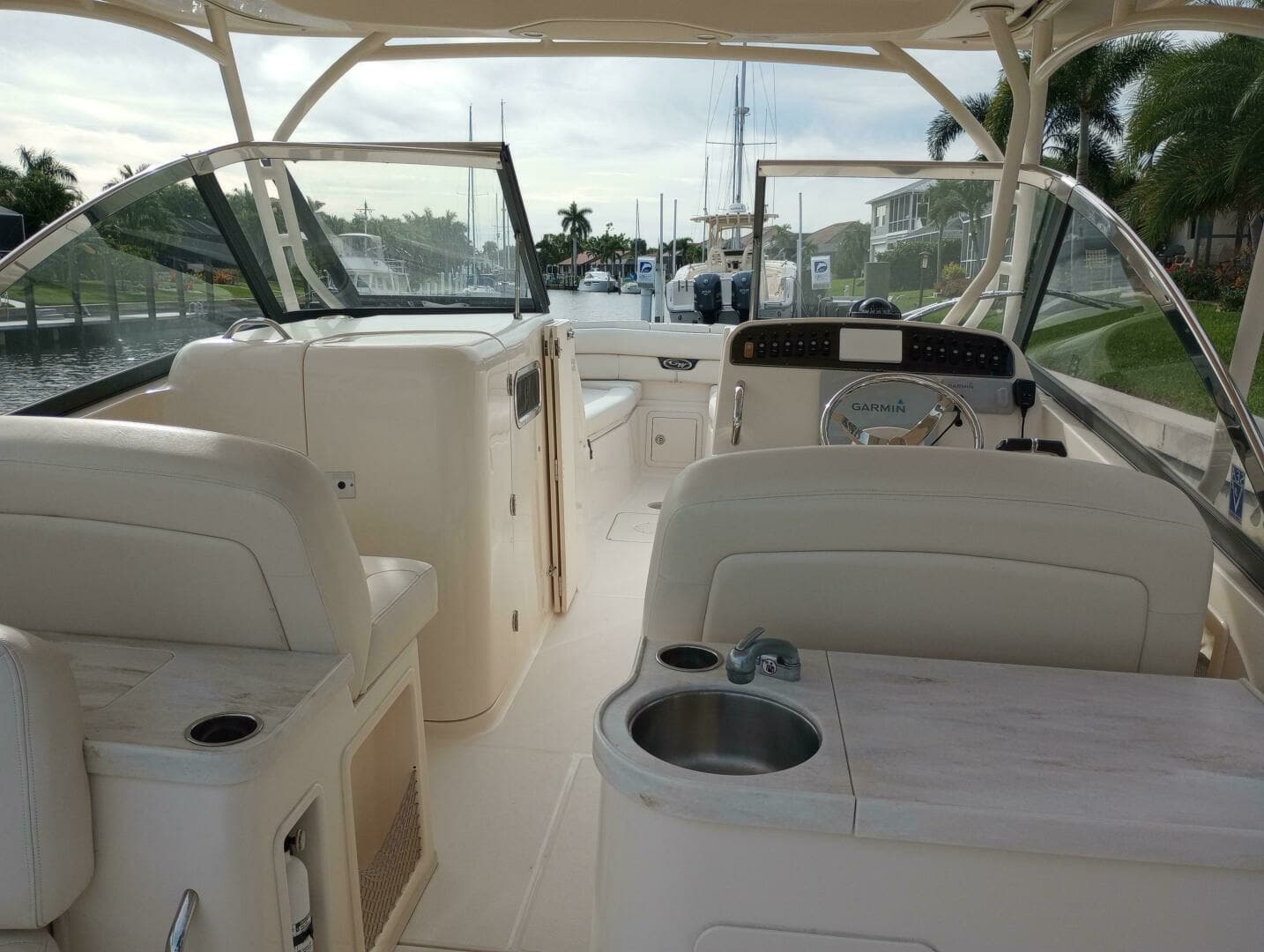 2016 Grady-White Freedom 307 - Image 5