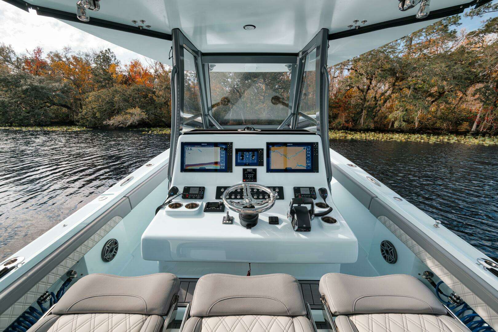 2026 Front Runner 36 Center Console - Image 24