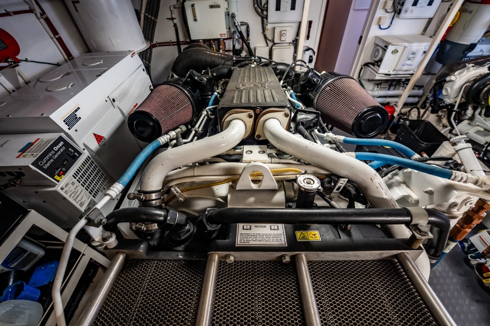2012 Hatteras — - Image 132