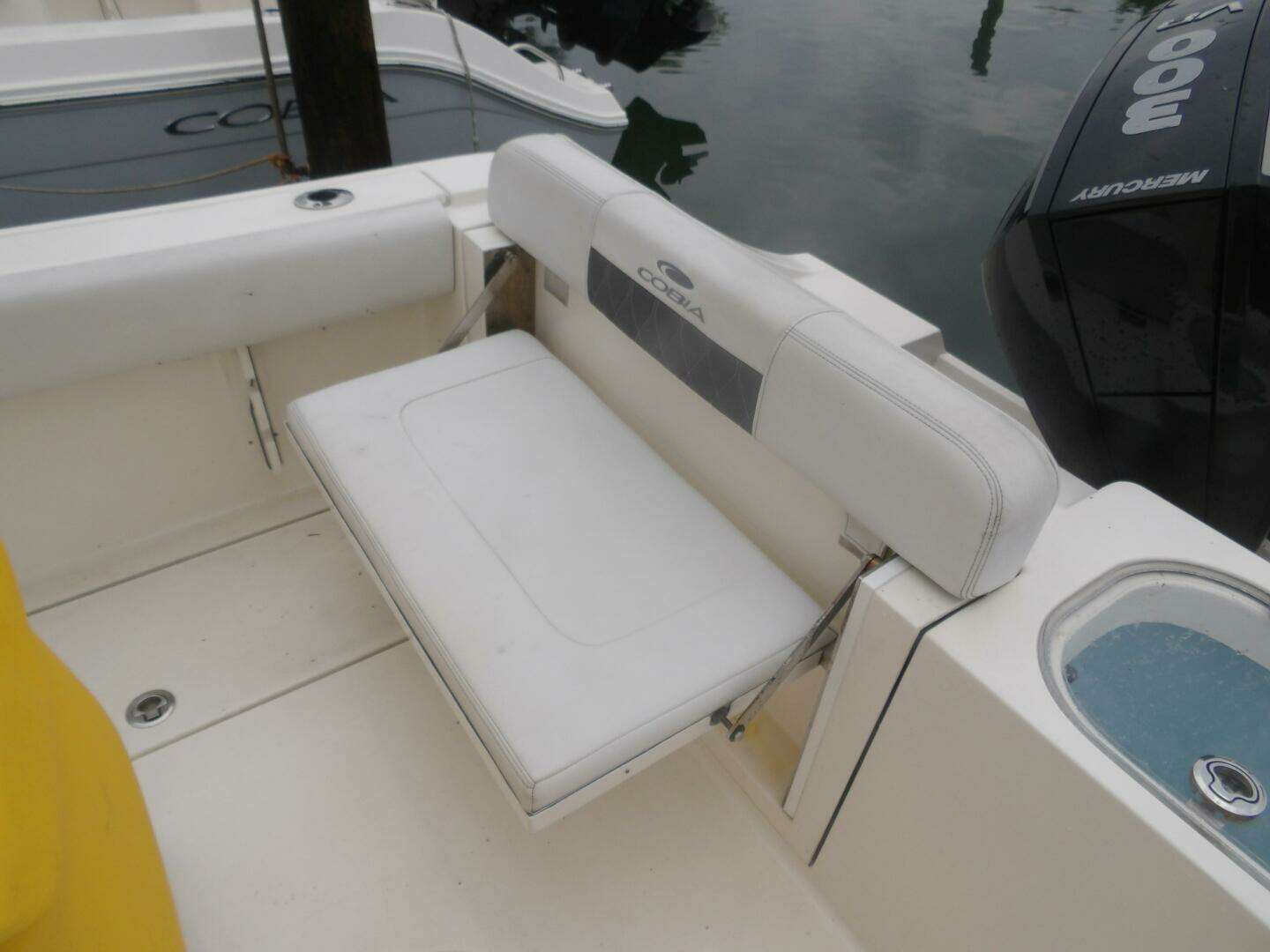 2022 Cobia 240CC - Image 8