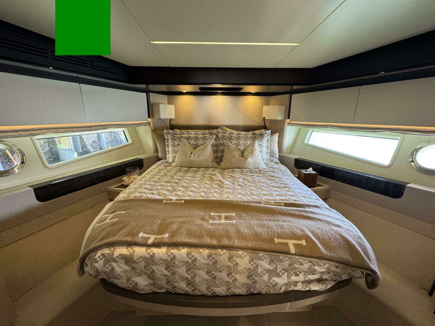 2018 Azimut 66 Flybridge - Image 39
