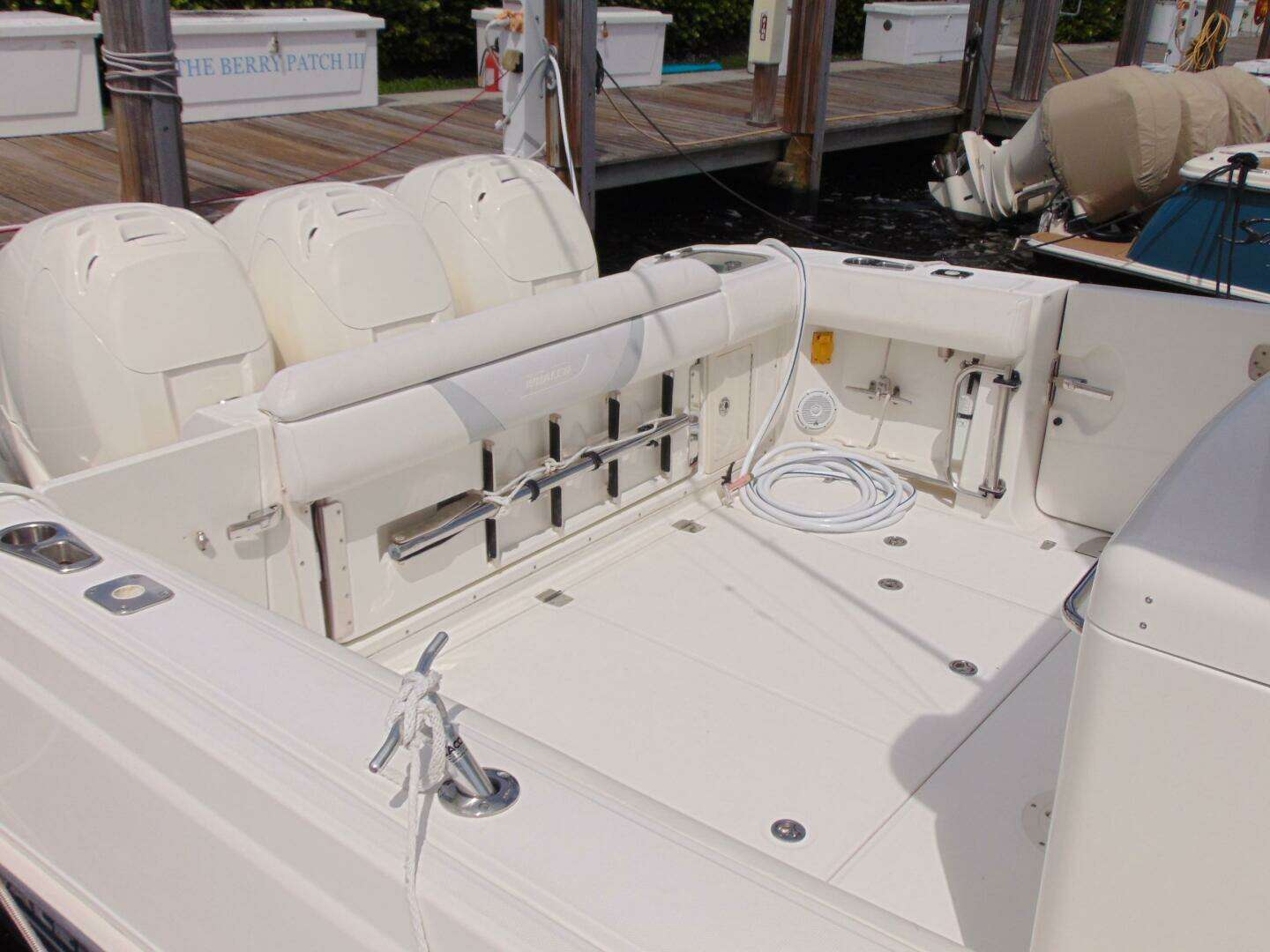 2013 Boston Whaler 370 Outrage - Image 14