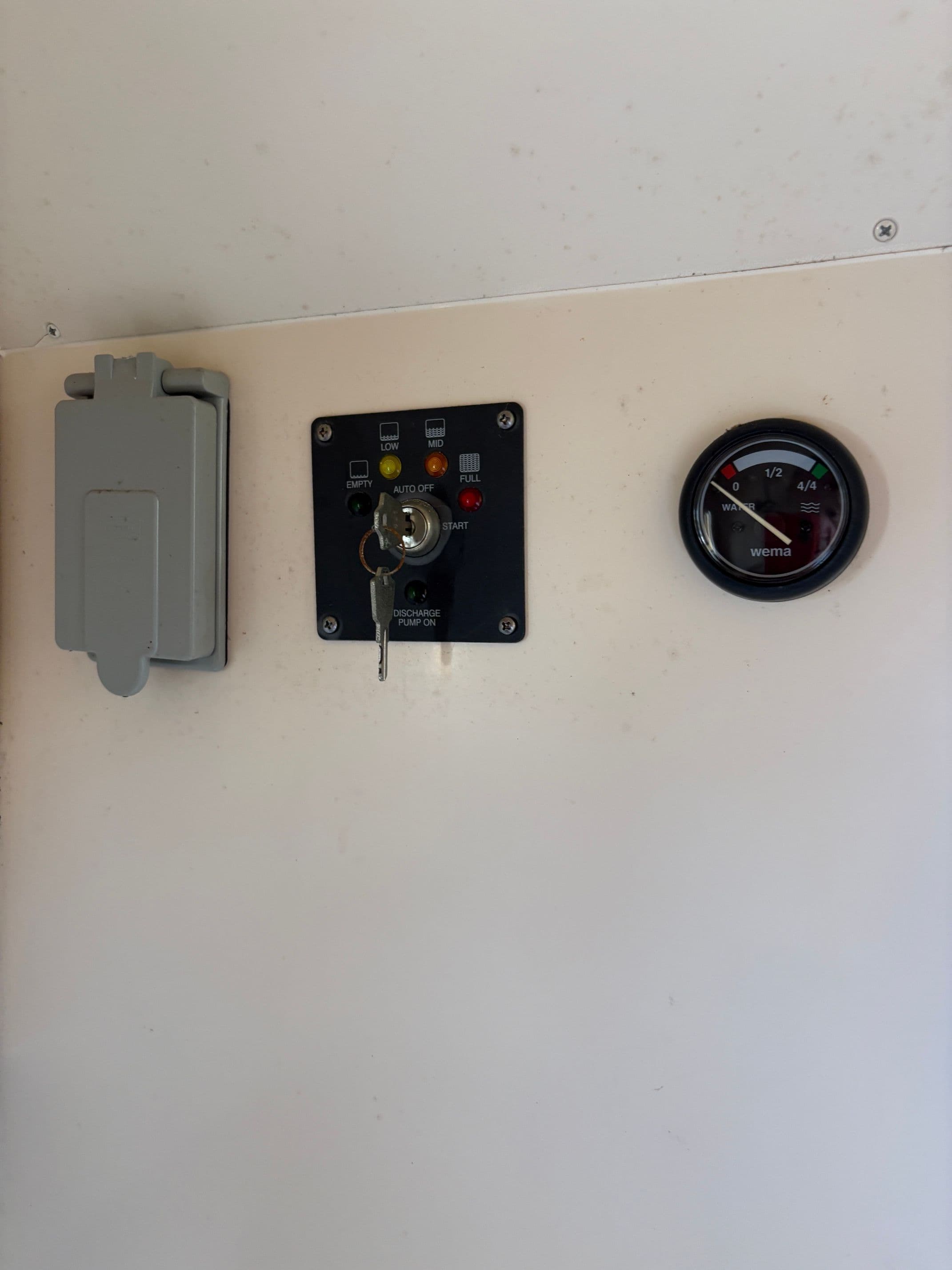 Dashboard of a 2004 Grady-White Marlin 300 boat.