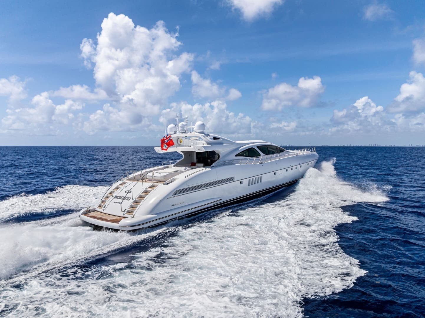 2005 Mangusta 130 - Image 7
