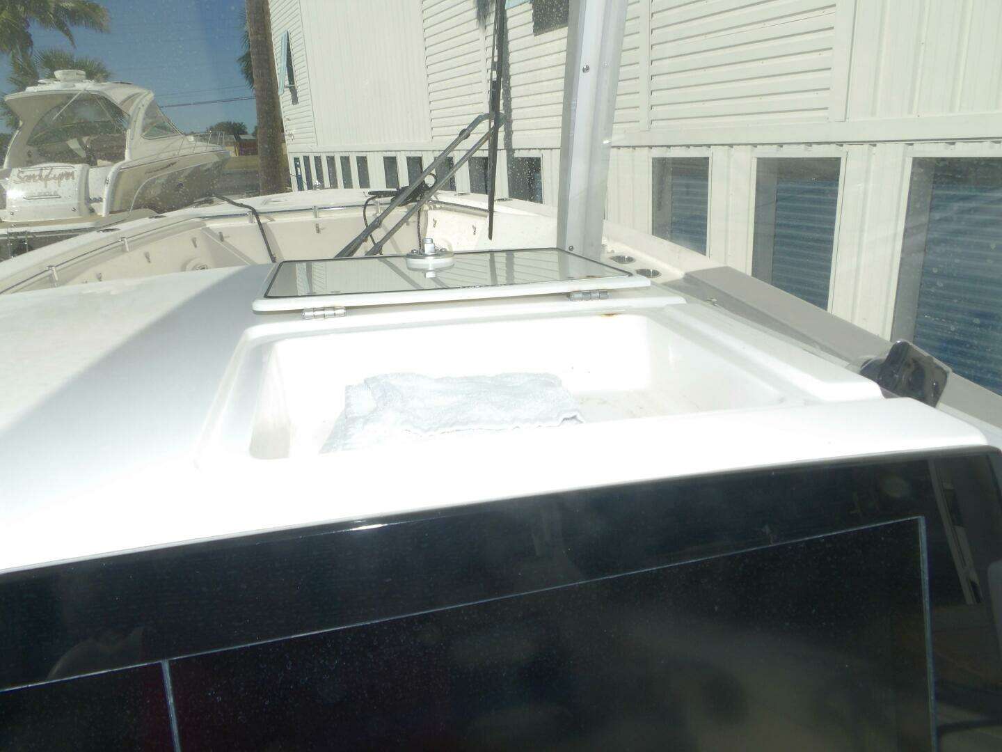 2020 Cobia 320 CC - Image 58
