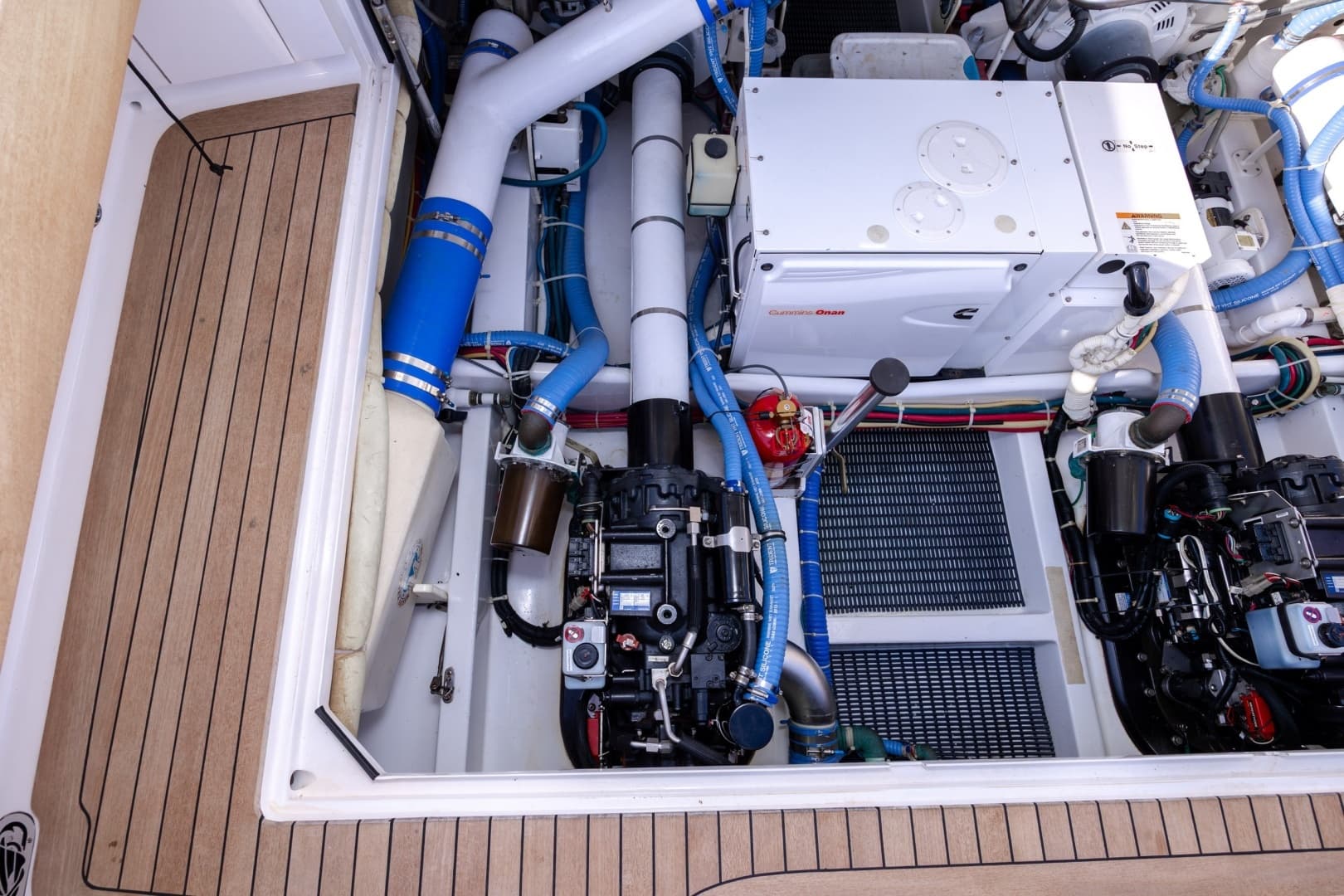 2015 Jarrett Bay Hardtop Express - Image 109