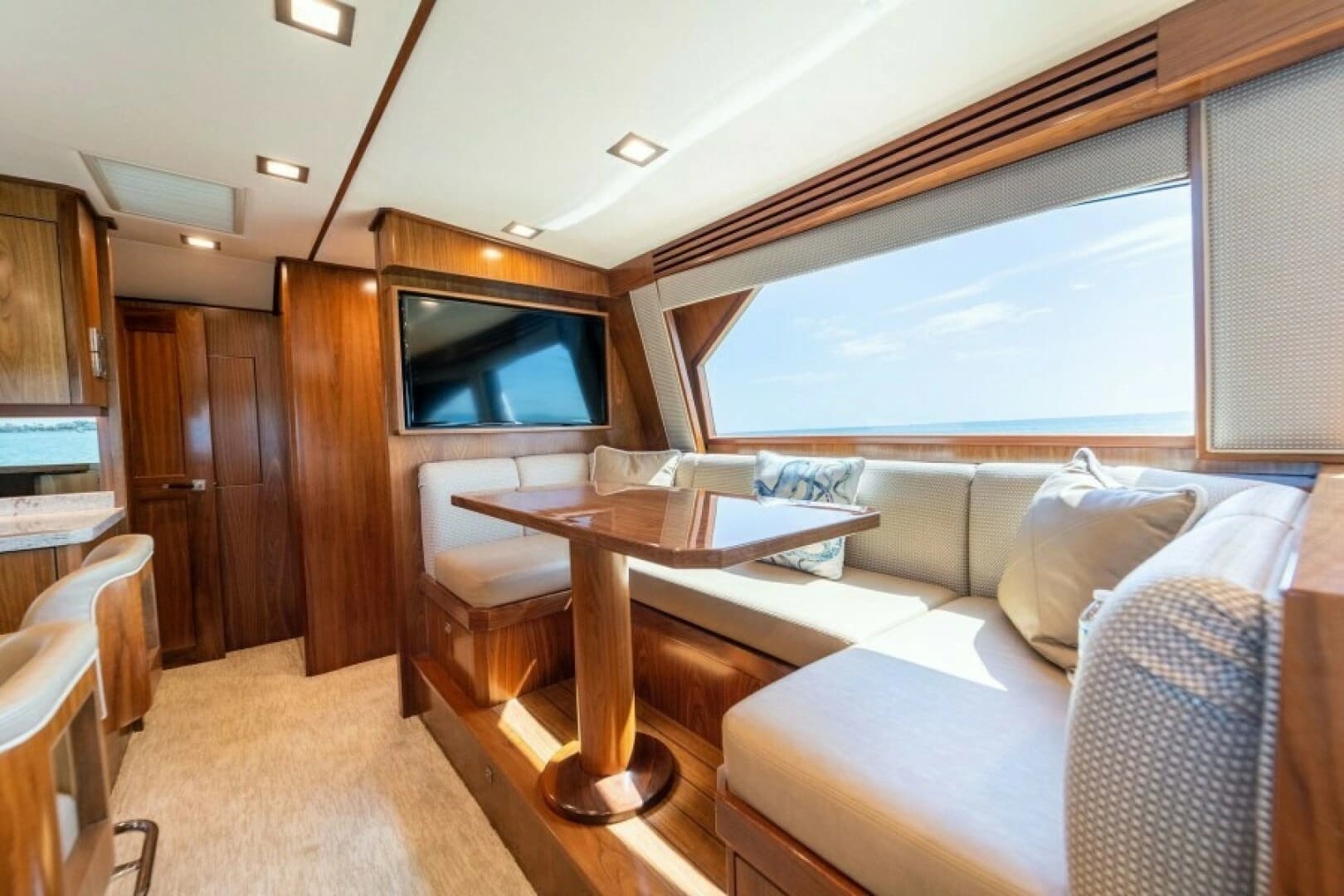 2018 Viking 72 Convertible - Image 35