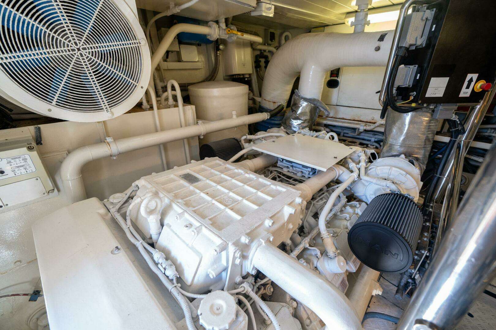 2010 Azimut 75 Fly - Image 50