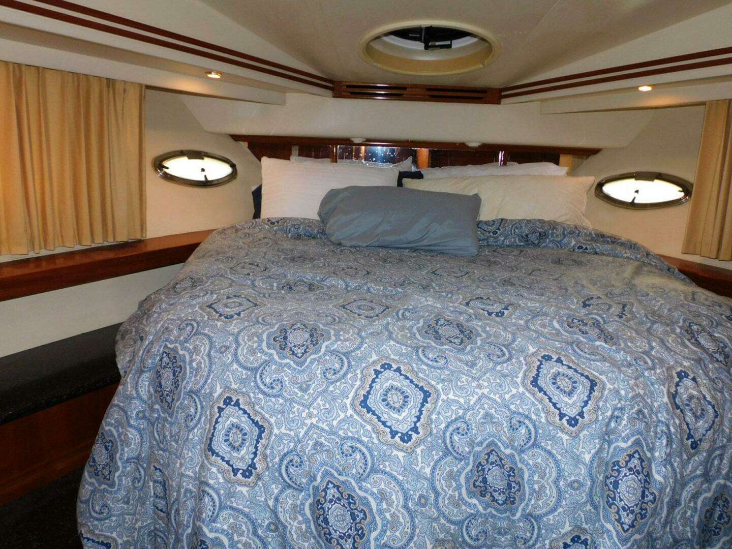 2002 Carver 570 Voyager Pilothouse - Image 22