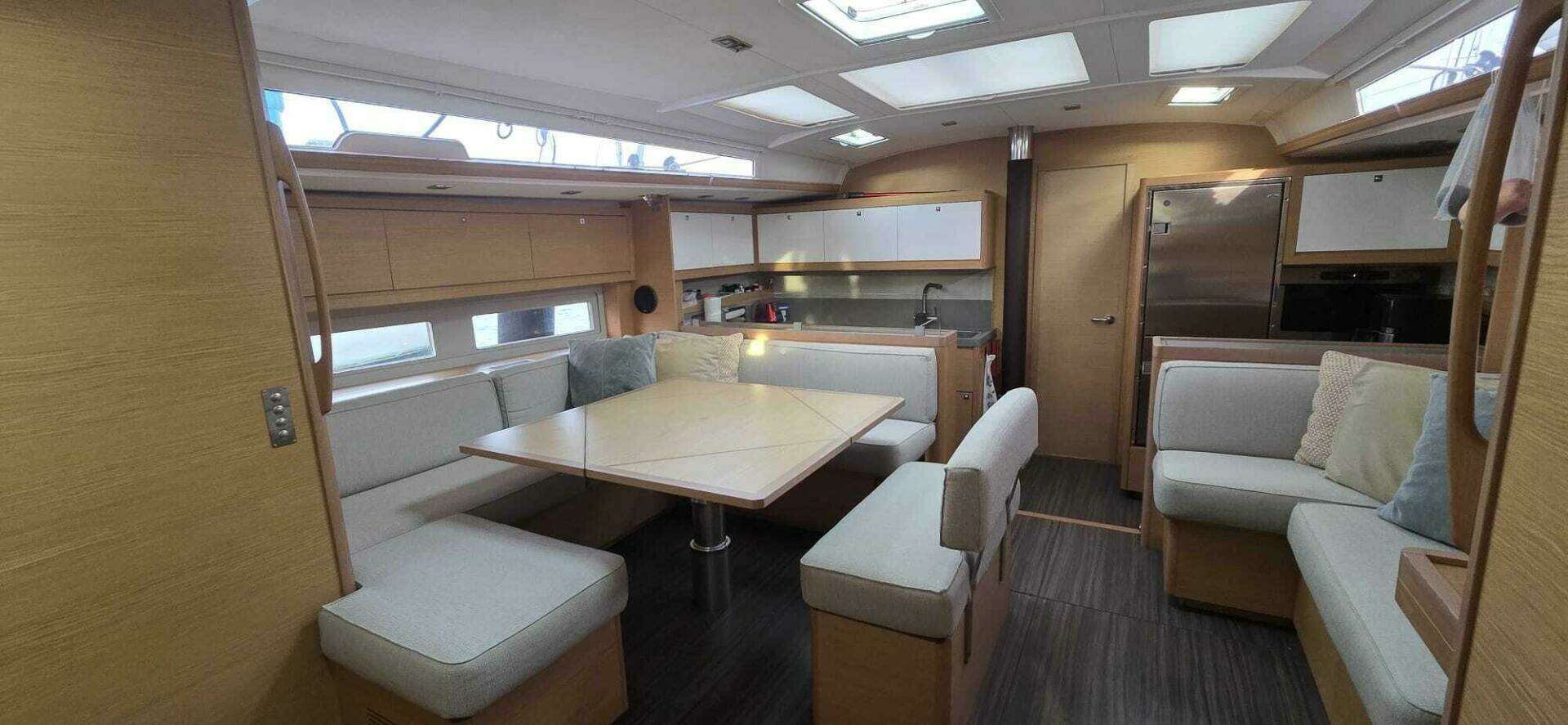2022 Dufour 530 - Image 13