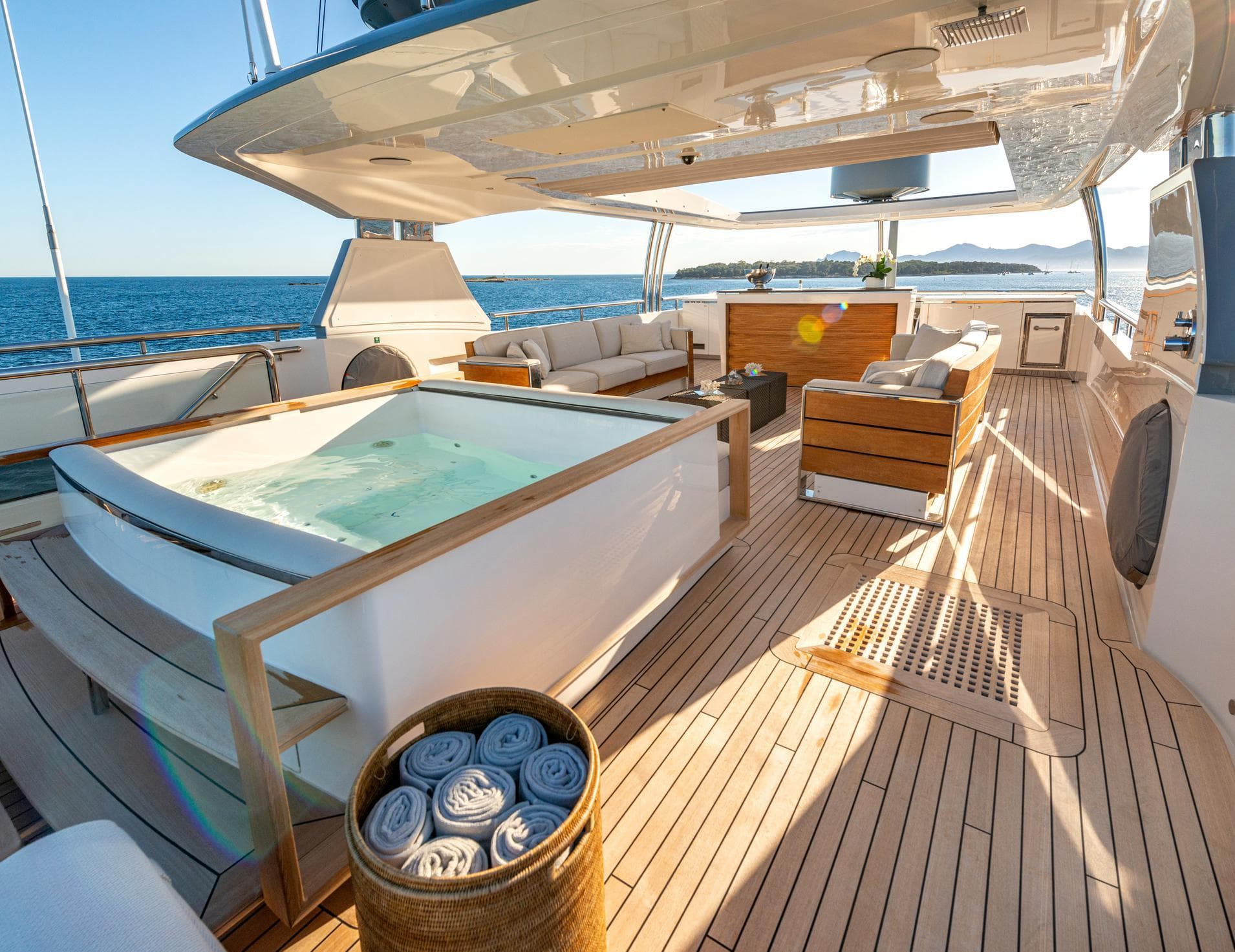 Princess 40M Imperial Princess Beatrice 2012 yacht for sale