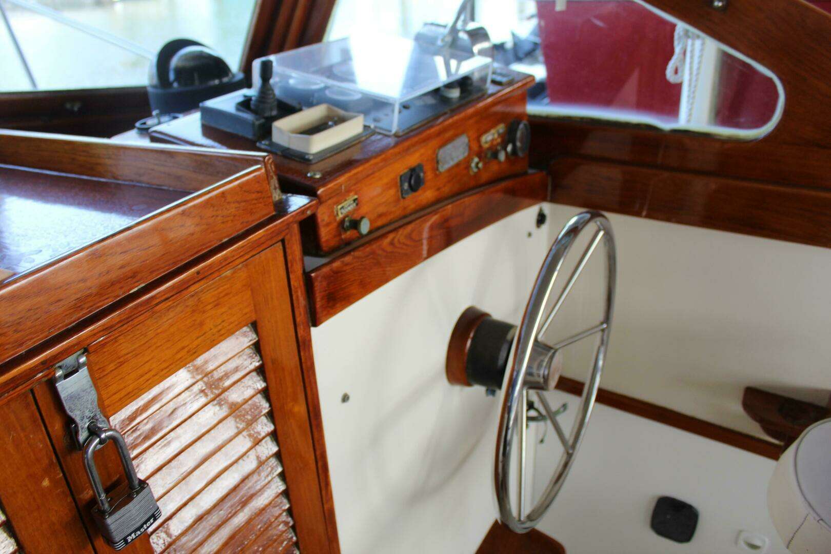 1989 Dyer Downeast - Image 13