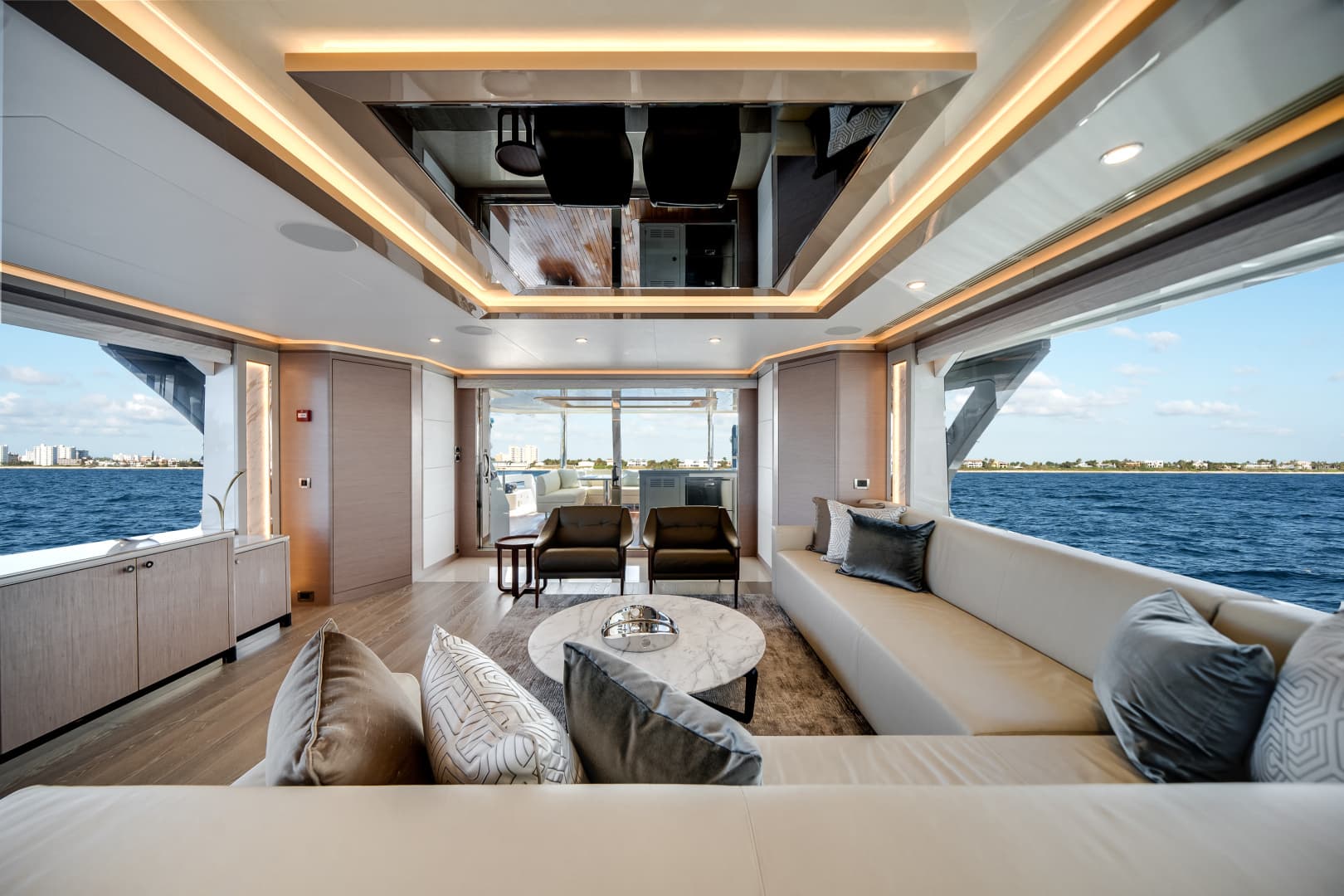 2026 Ocean Alexander 37L - Image 37