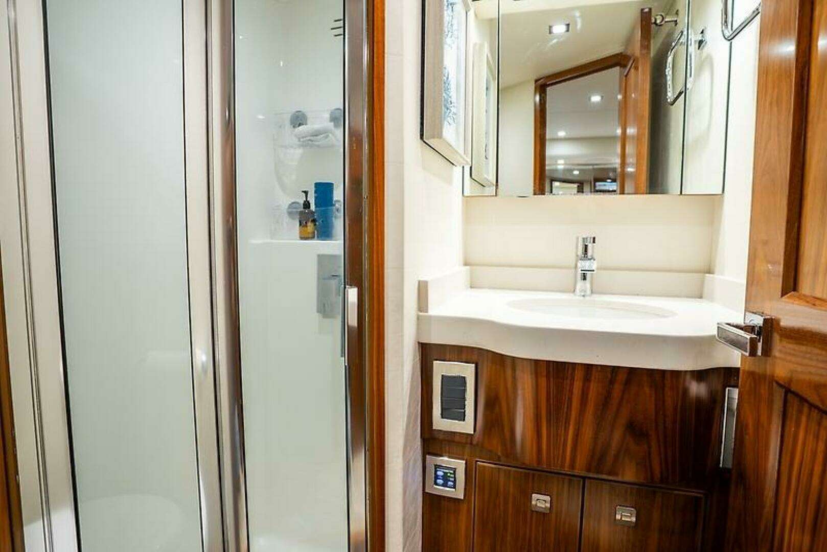 2019 Viking 68 Enclosed Bridge - Image 56