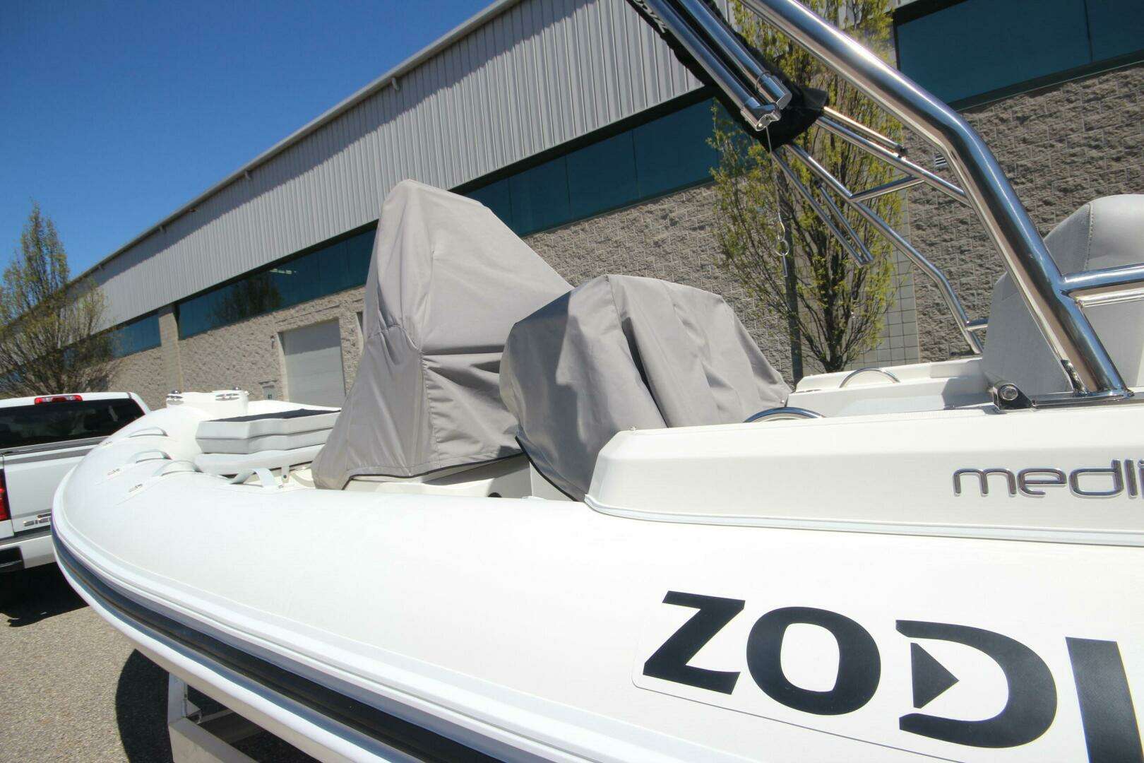 2025 Zodiac Medline 5.8 NEO - Image 5