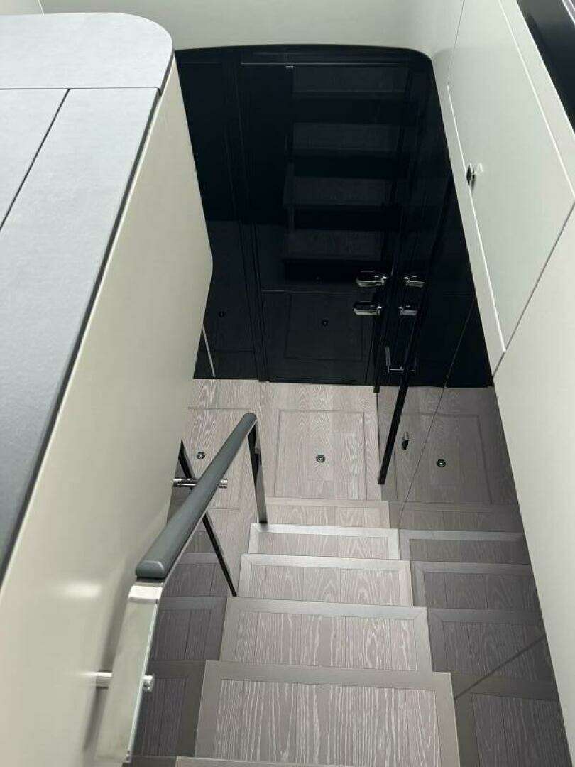 2026 Sunseeker 55 Predator - Image 36