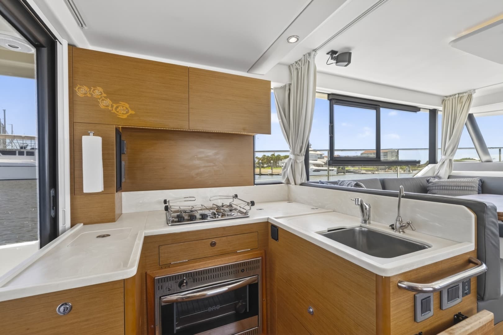 2022 Beneteau Swift Trawler 41 Fly - Image 38