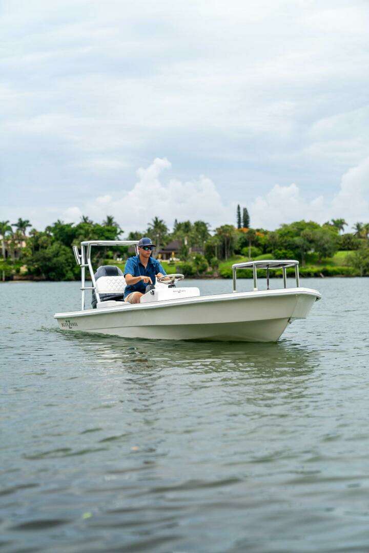 2025 BlueZones Boatworks 16' Flats - Image 6