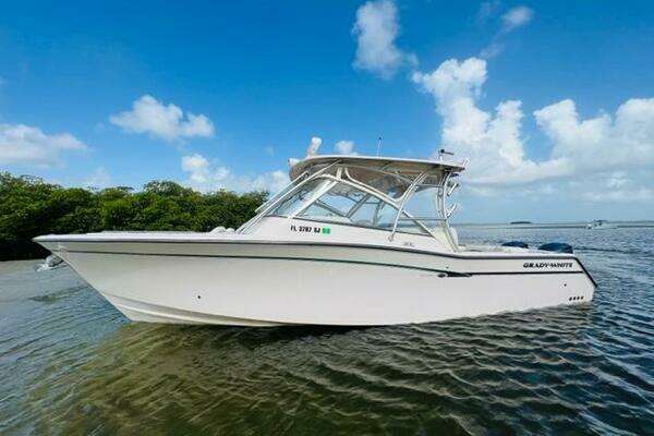 2014 Grady-White Freedom 335