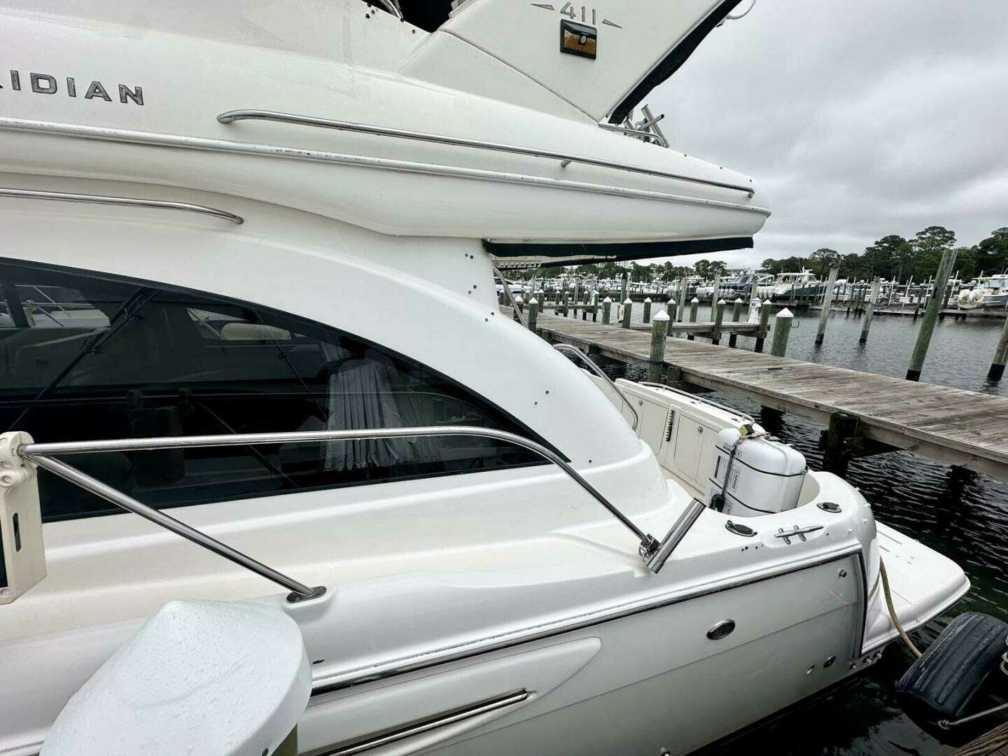 2007 Meridian 411 Sedan - Image 3