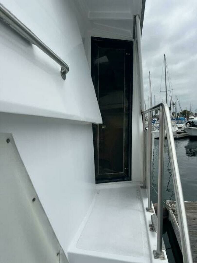 1988 CHB 46 Motor Yacht - Image 10