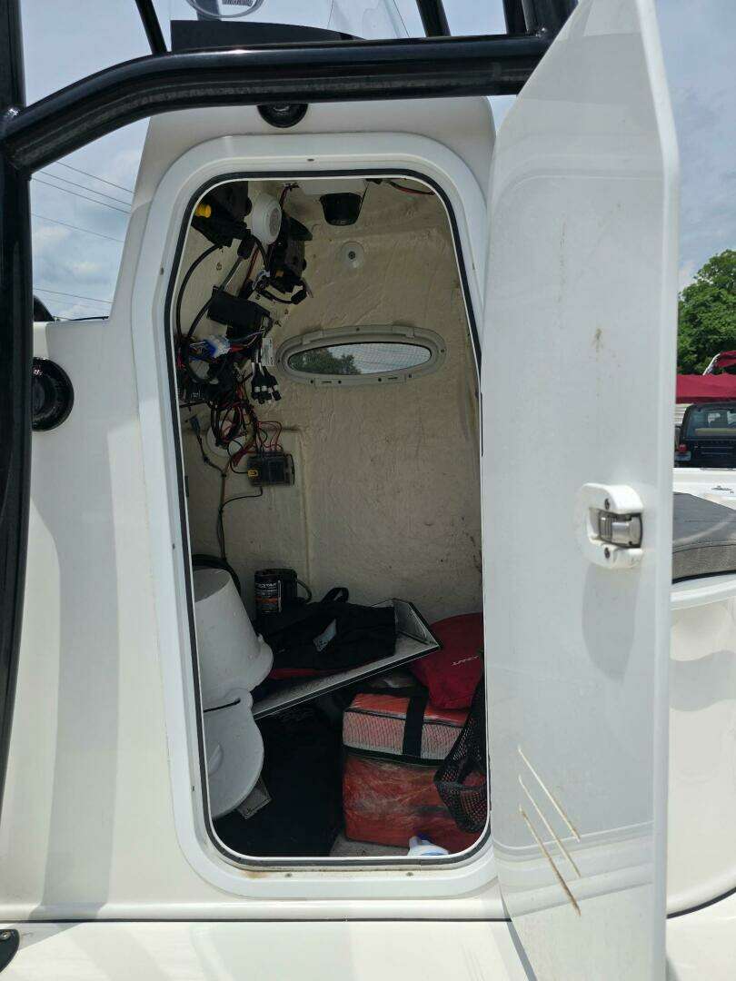 2023 Sea Pro 248 Bay - Image 13