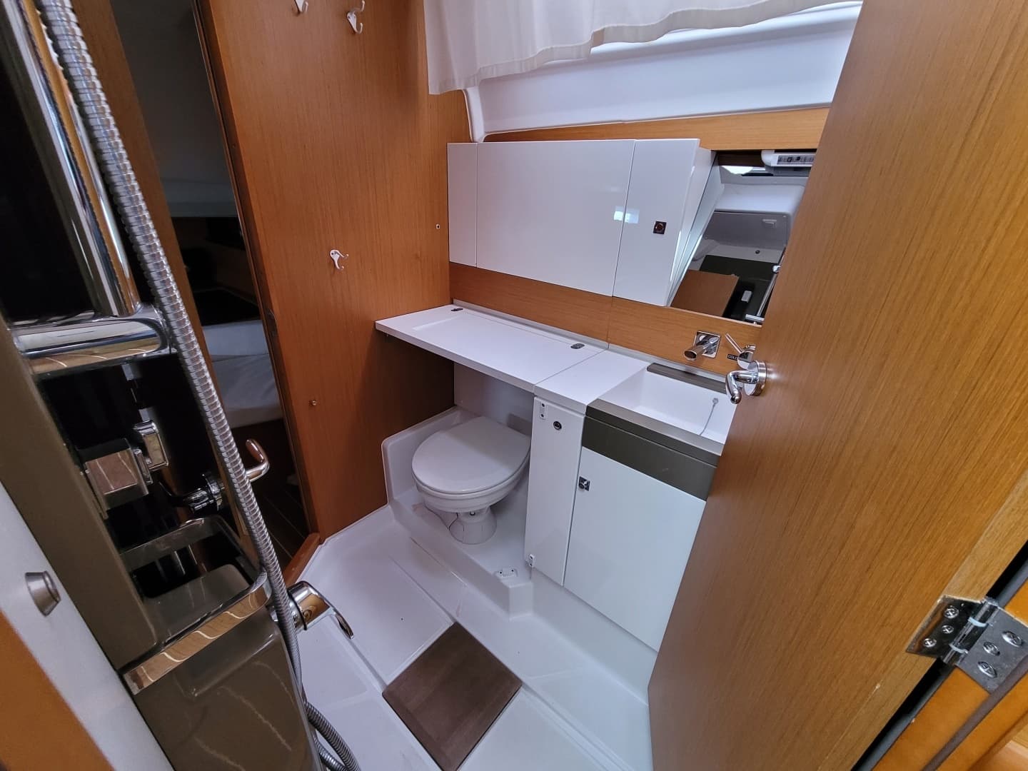 2017 Jeanneau Sun Odyssey 44 DS - Image 48