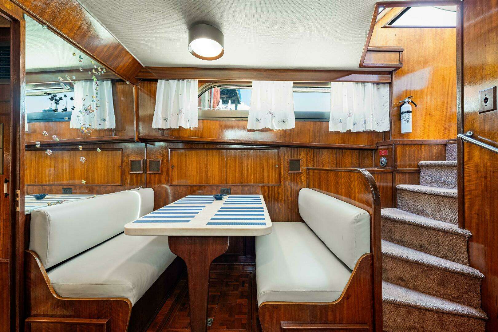 1979 Hatteras 53 Classic - Image 50