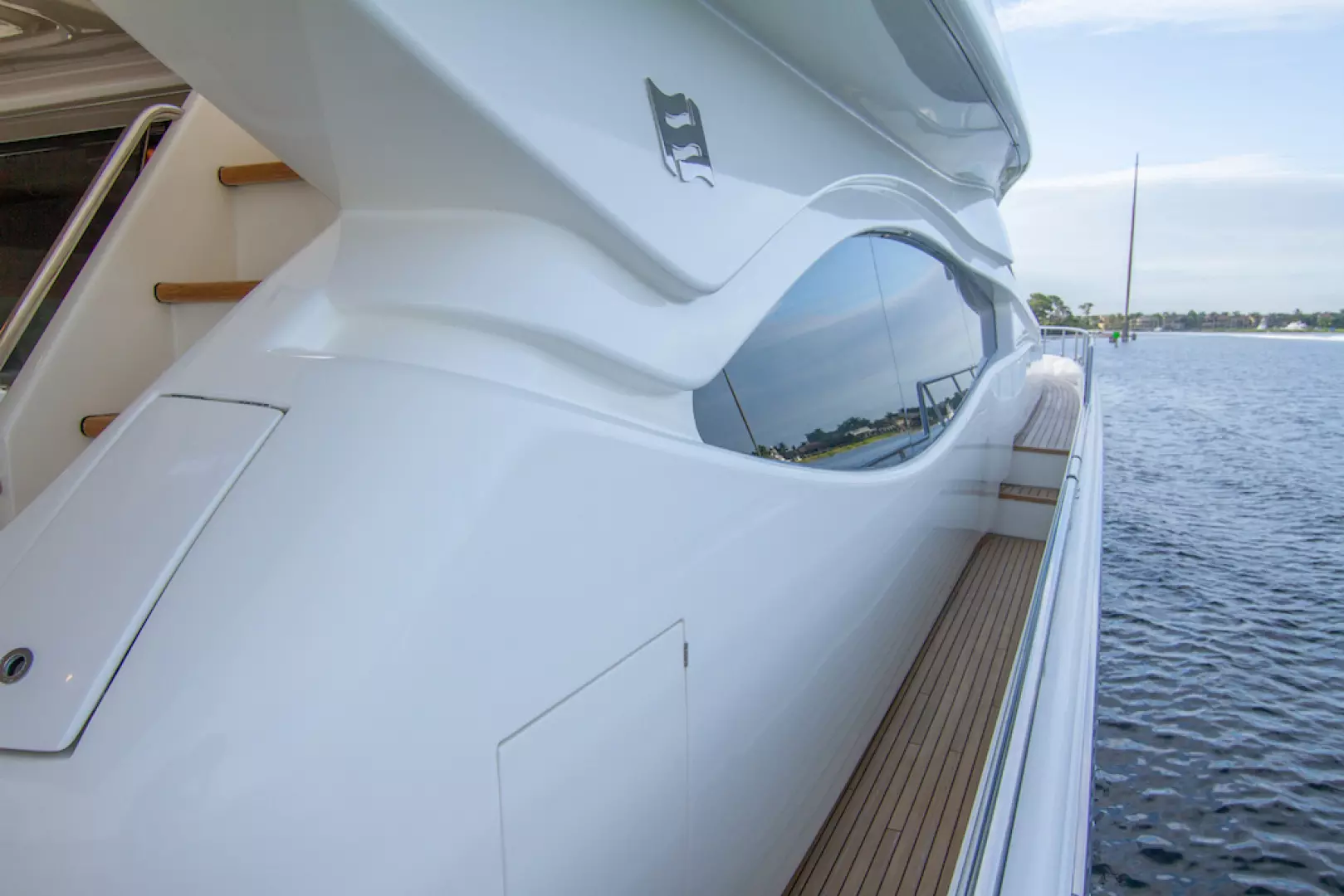 2005 Ferretti Yachts 76 - Image 64