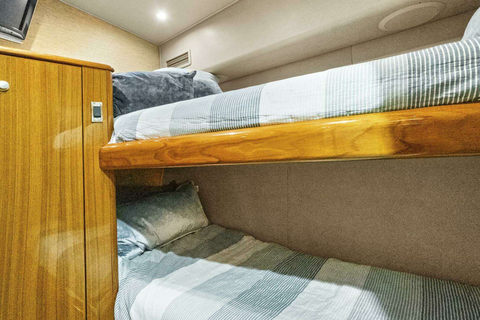 2008 Viking 74 Enclosed Bridge - Image 50