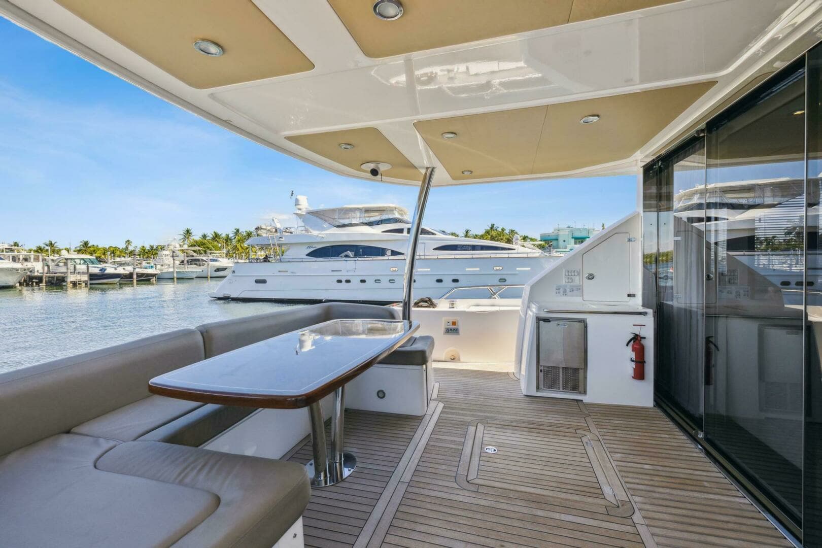2014 Sunseeker Manhattan 73 - Image 11