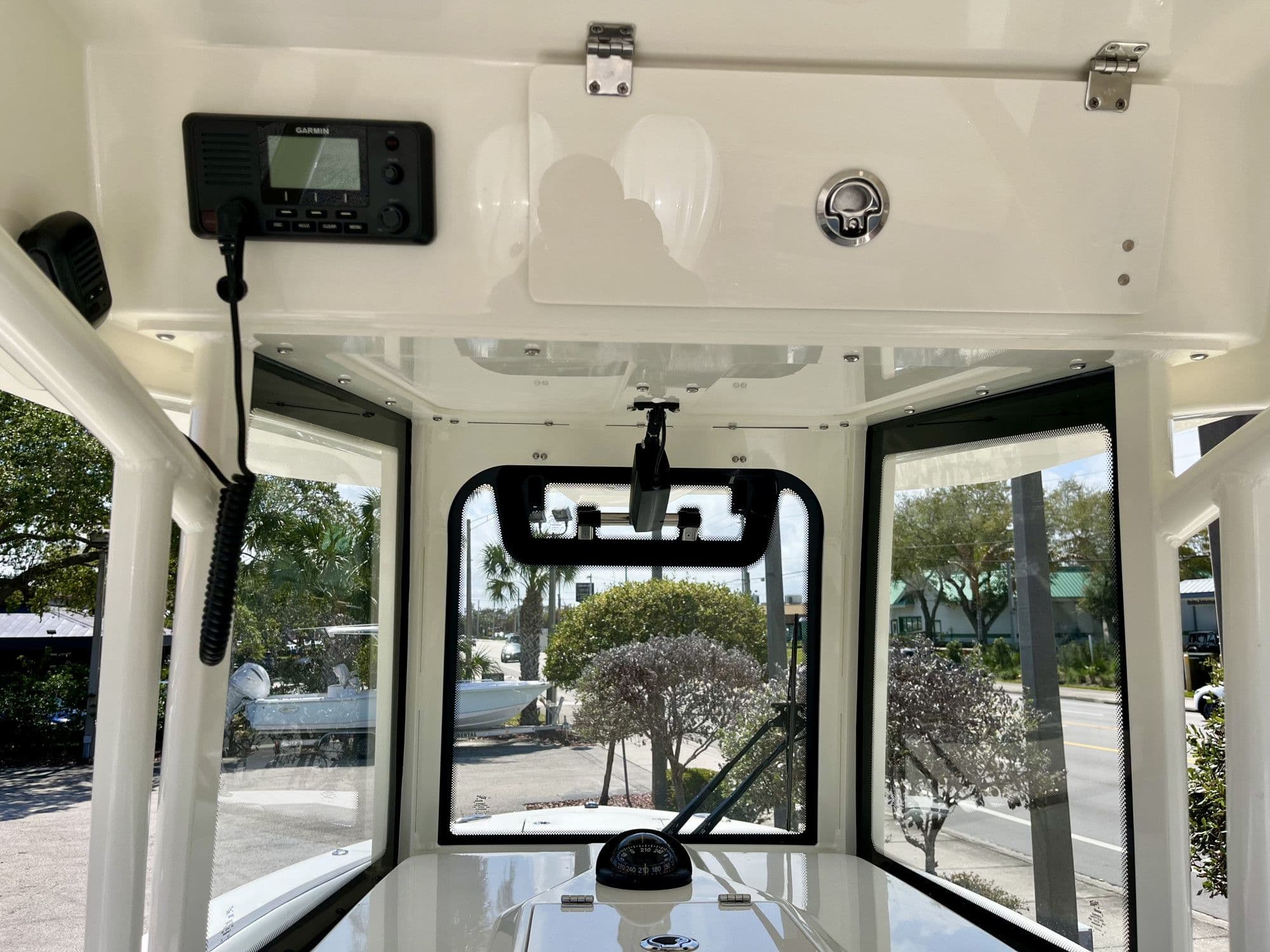 2026 Cobia 245 Center Console - 13