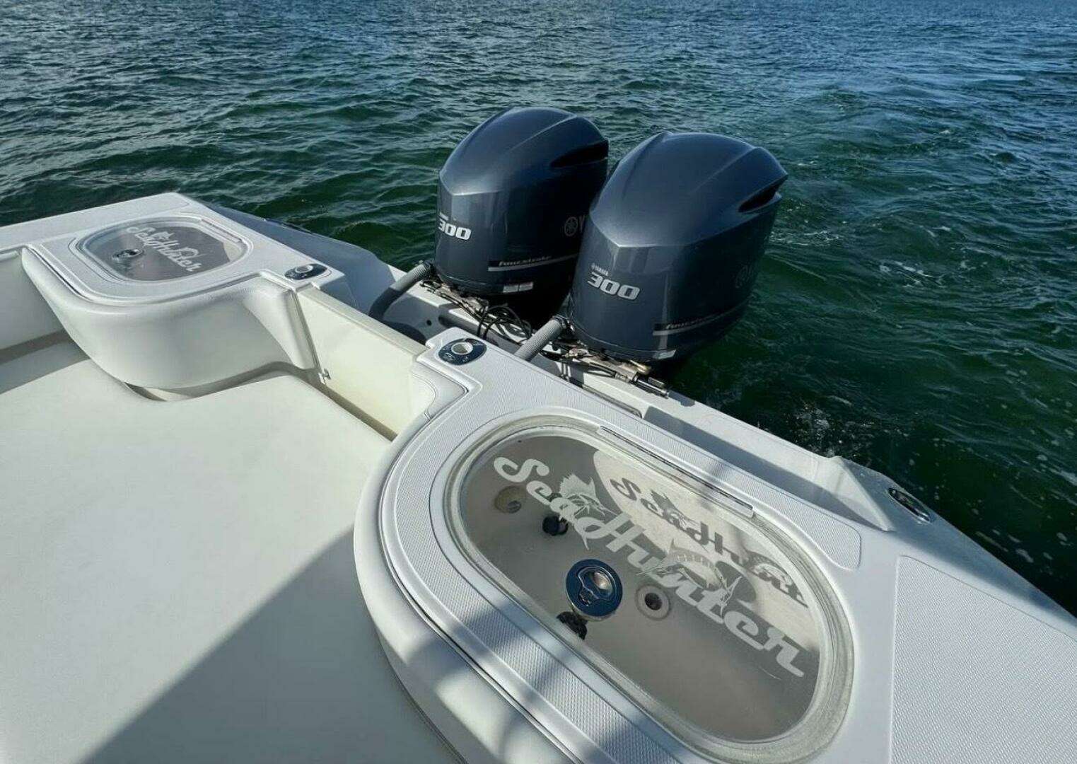 2013 SeaHunter 32T - Image 8