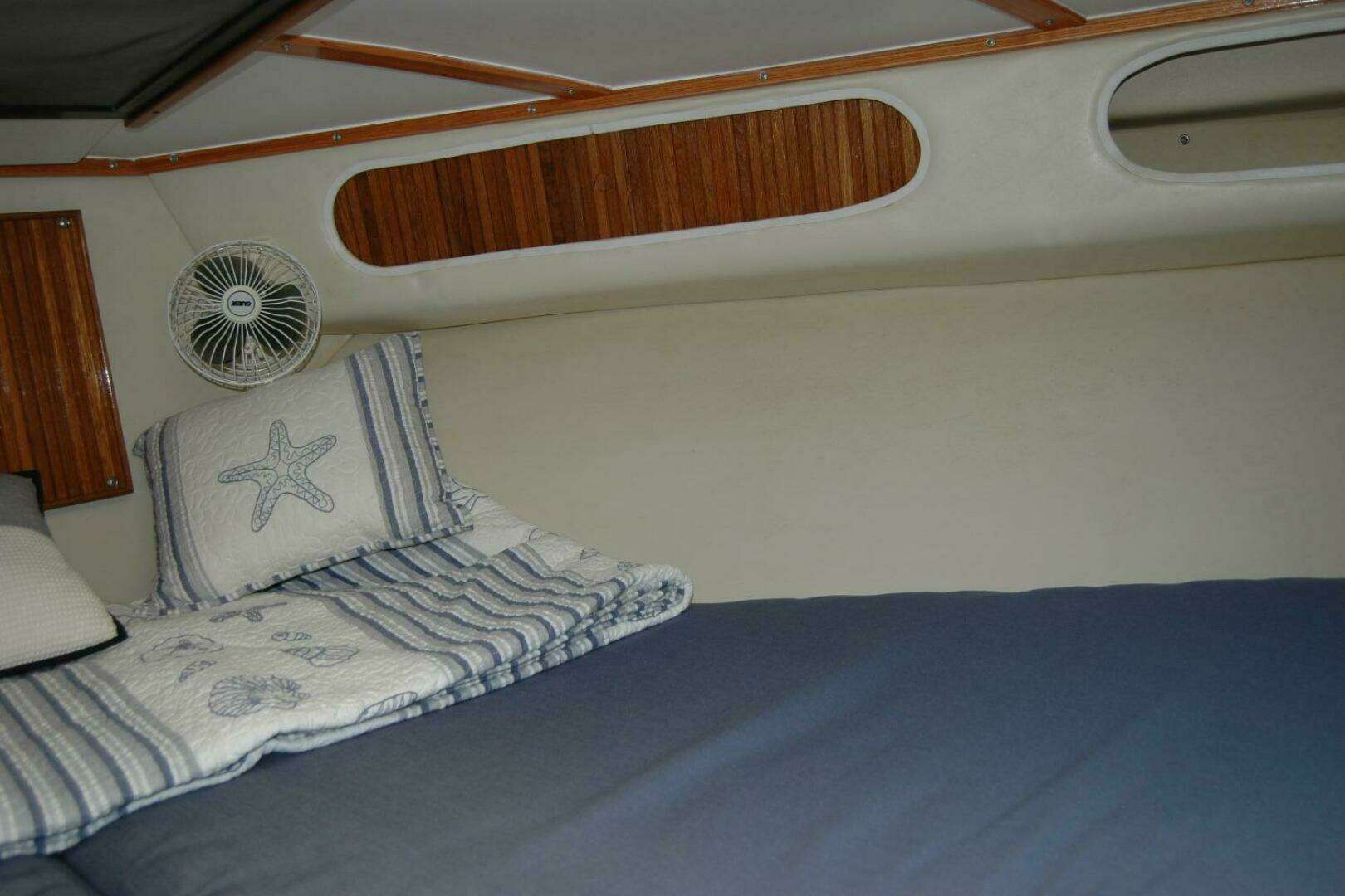 1987 Bertram 33 Sport Fisherman - Image 91