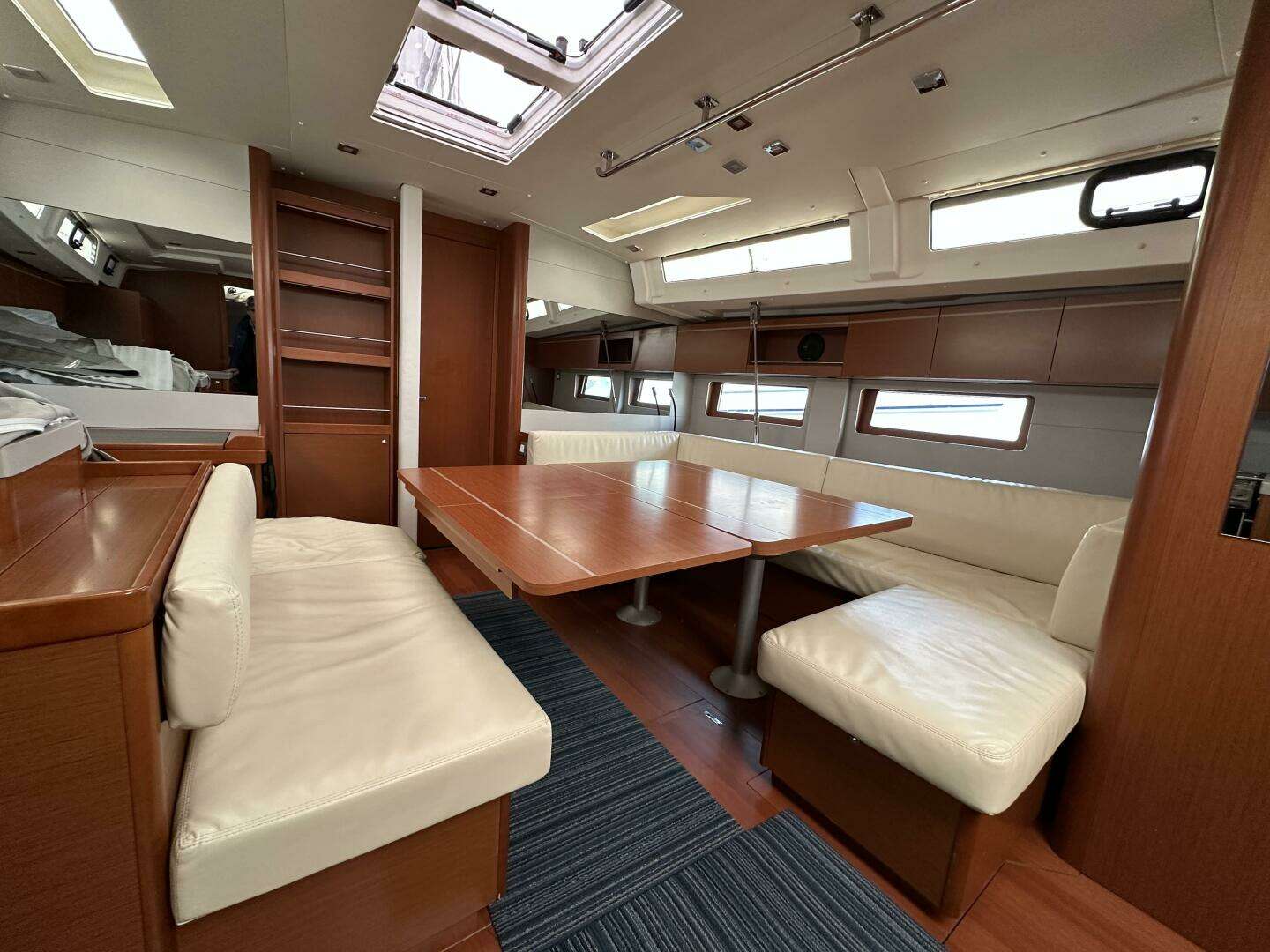 2020 Beneteau Oceanis - Image 23