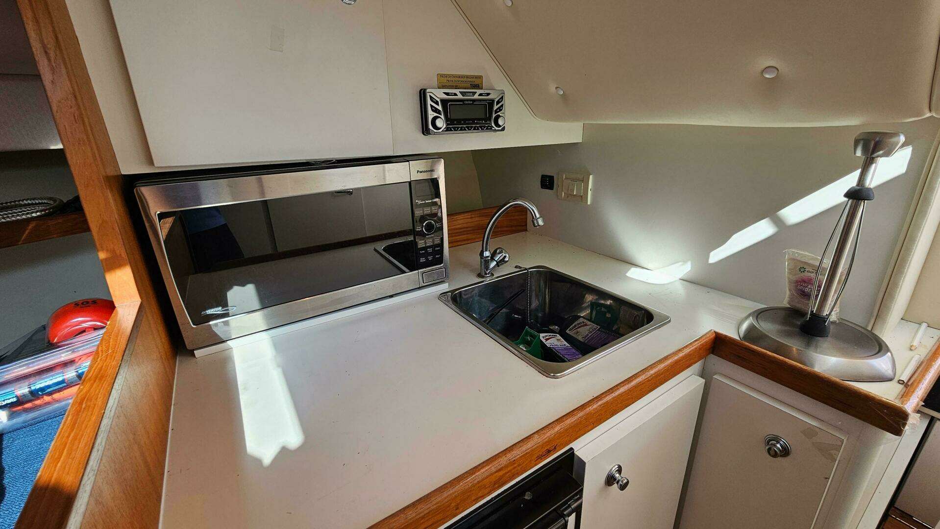 2006 Tiara Yachts 2900 Coronet - Image 19