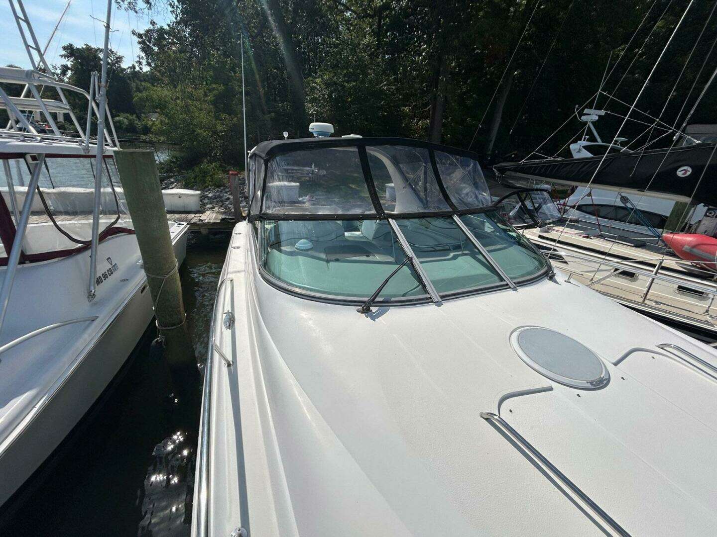 2001 Wellcraft 3700 Martinique - Image 9