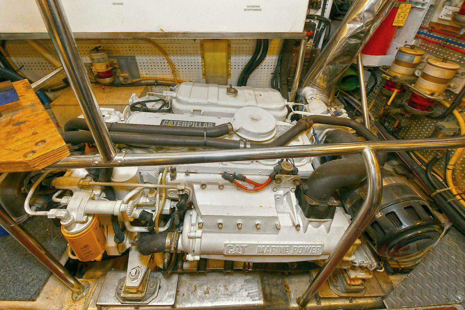 2002 Grand Alaskan Flushdeck - Image 11
