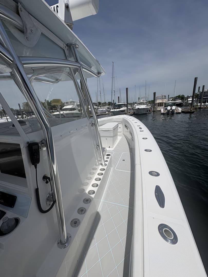 2019 Concept 39 Pro Fish - Image 11