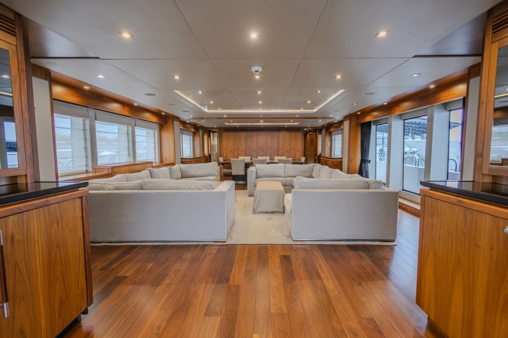 2014 Sunseeker 131 - Image 54