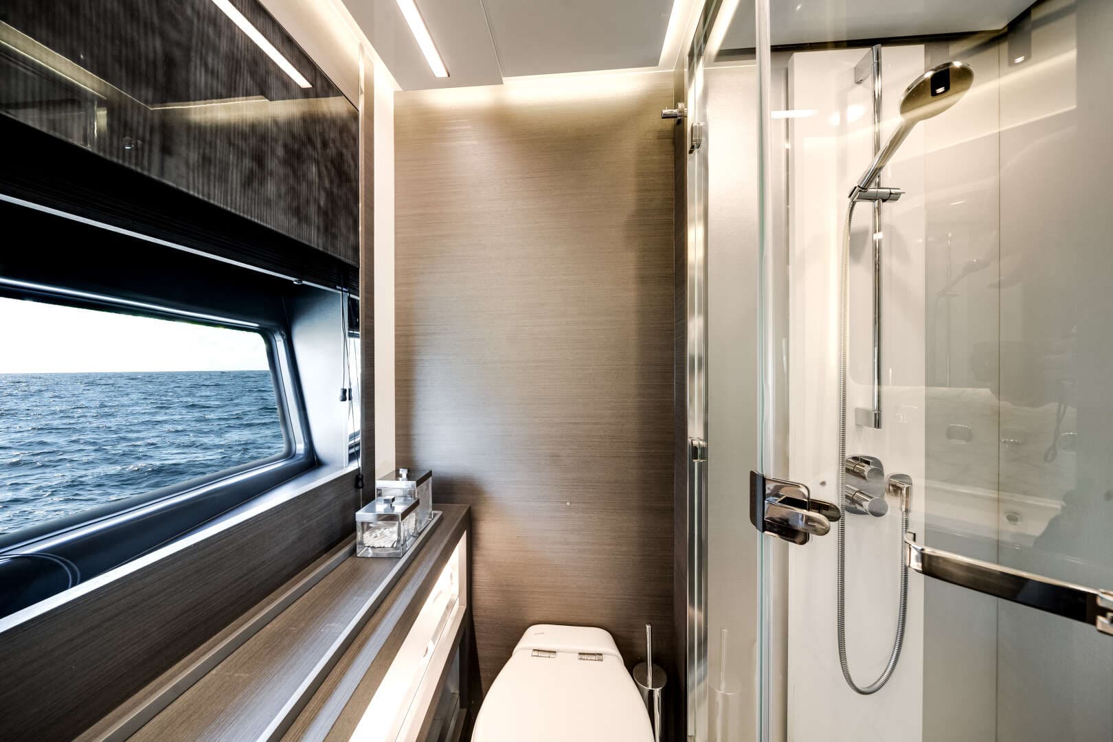 2020 Azimut S8 - Image 60