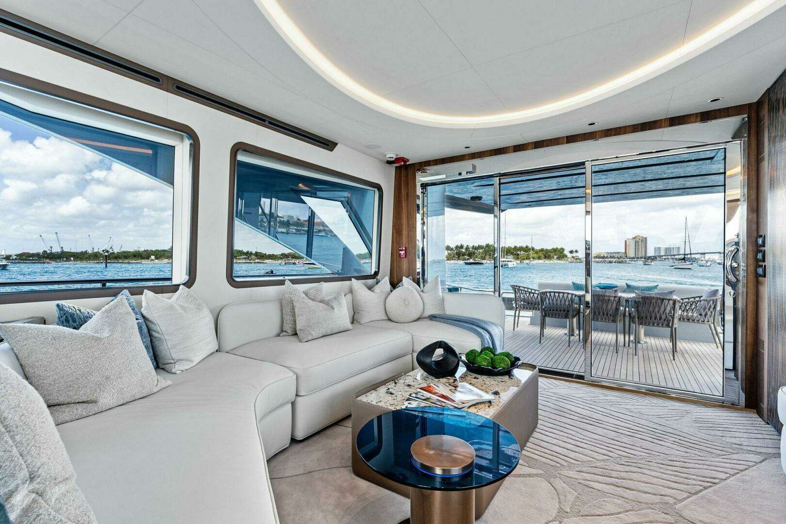 2027 Aquitalia Yachts Flybridge - Image 5