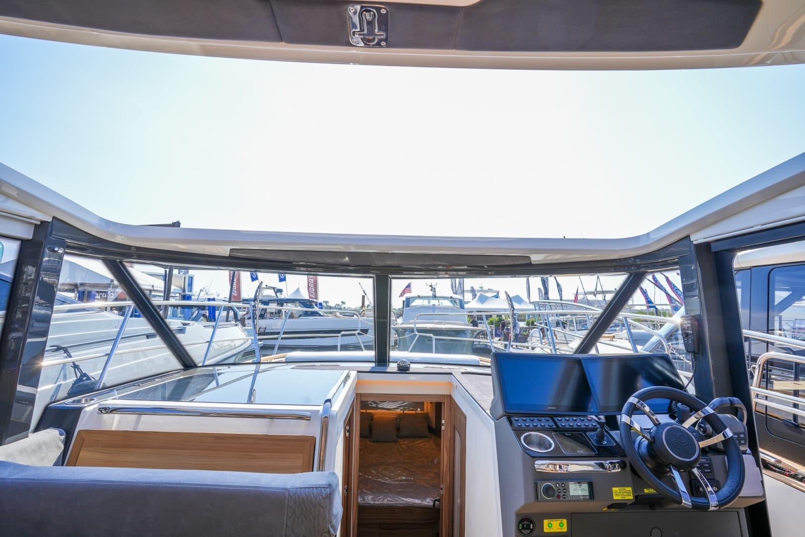 2026 Marex 390 - Image 15