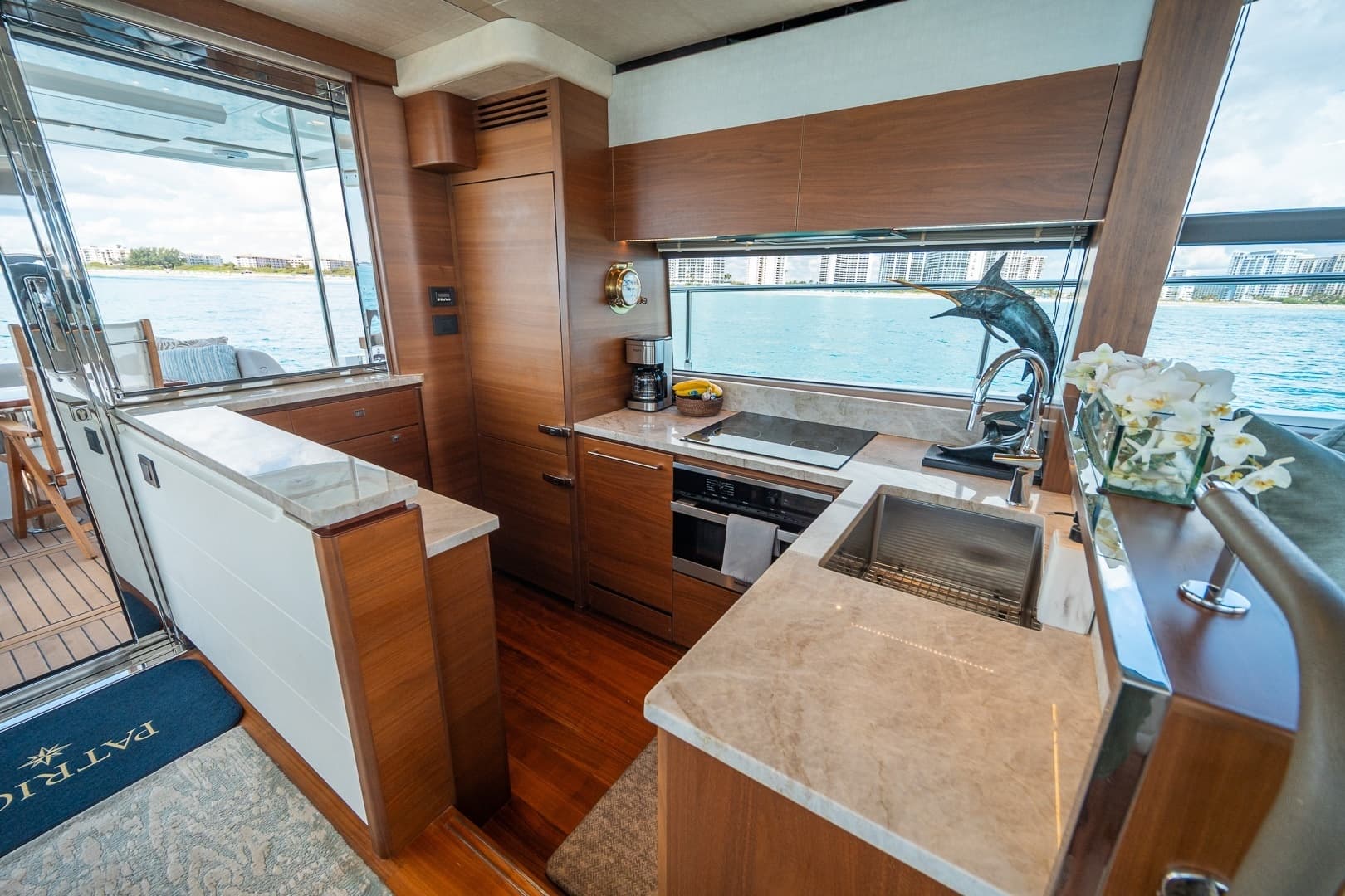 2017 Princess 68 Flybridge - Image 3